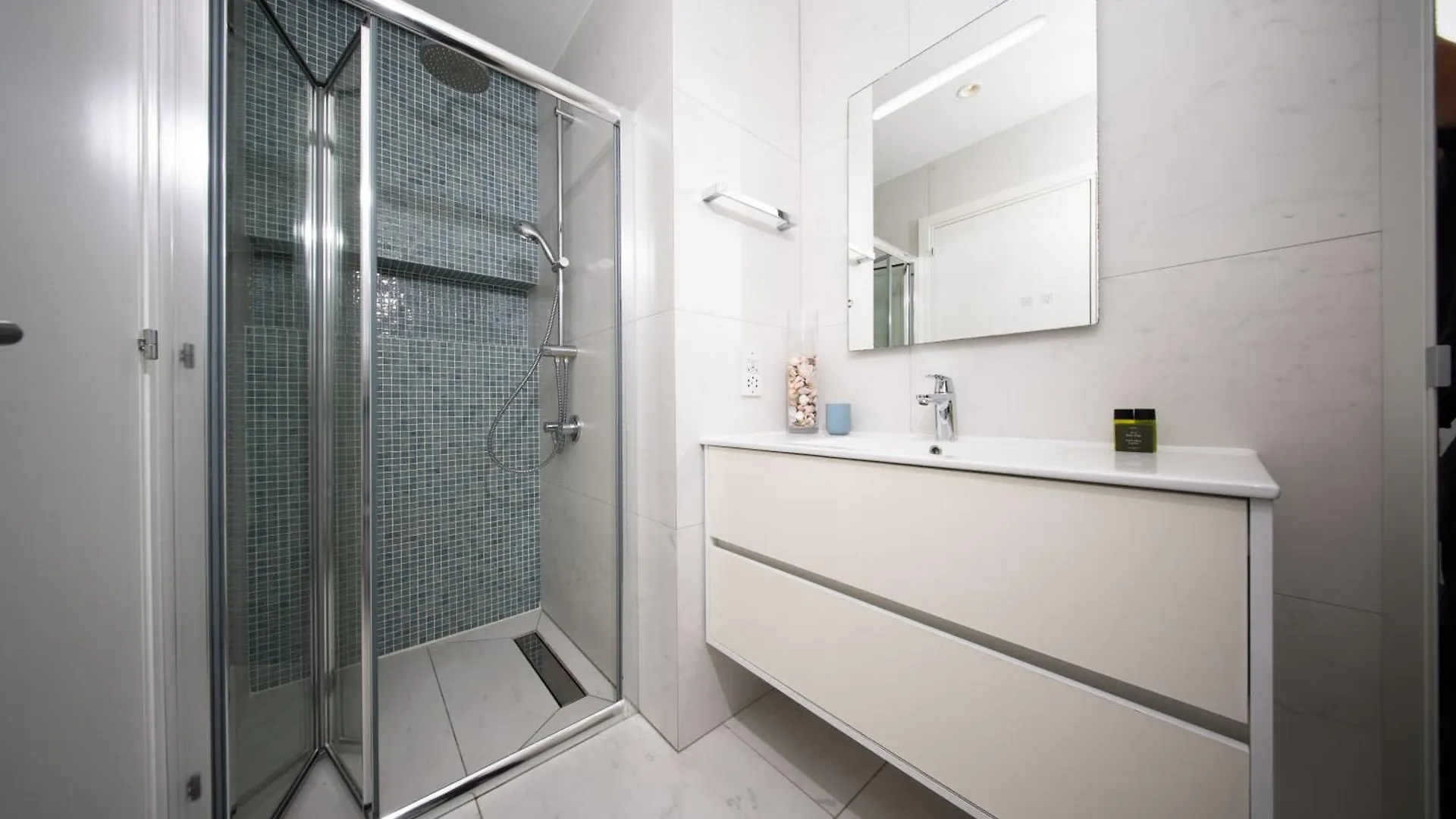 Sunset Family Villa, 1-Min Walk To Beach Protaras 0*,